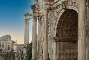 Rome: Colosseum Tour with Underground and Arena Floor Access