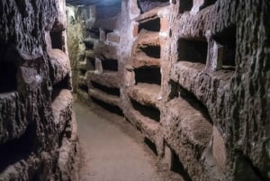 Rome: Colosseum Tour with Underground and Arena Floor Access