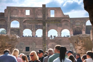Rome: Colosseum, Roman Forum & Palatine Hill Tour