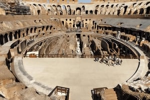 Rom - Colosseum Colosseum under jord och rundtur på arenagolvet