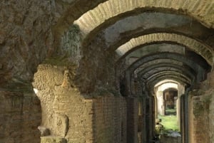 Rome : Visite des donjons souterrains du Colisée et du Forum romain