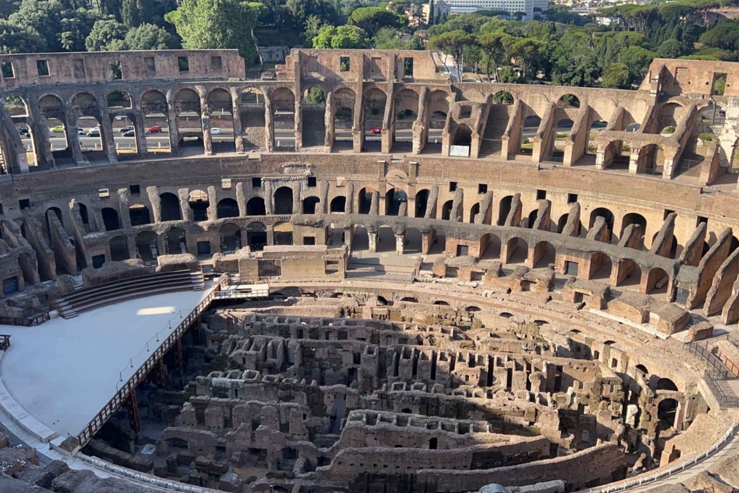 Rome: Colosseum Tour with Underground and Arena Floor Access