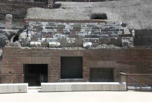 Roma: Coliseu com acesso ao piso da arena e Roma Antiga