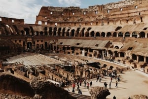 Roma: Coliseu com acesso ao piso da arena e Roma Antiga