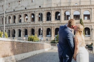 Rome: Custom Photoshoot Outside the Colosseum