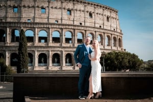 Rome: Custom Photoshoot Outside the Colosseum