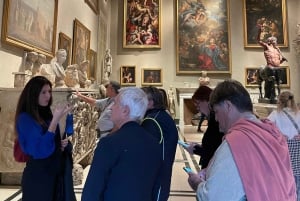 ローマドリア・パンフィルジ・ギャラリー ガイドツアー