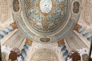 ローマドリア・パンフィルジ・ギャラリー ガイドツアー