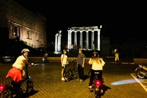 Rome: E-Bike Night Tour with Food and Wine Tasting