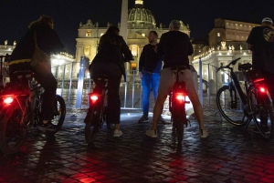 ローマ：電動自転車ナイトツアー（フード＆ワインのオプション付き）