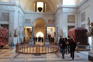 Rome: Early-Morning Small-Group Vatican Museums Tour