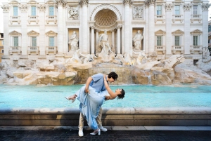 ローマ象徴的なランドマークでの早朝プライベート写真撮影