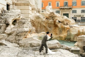 ローマ象徴的なランドマークでの早朝プライベート写真撮影