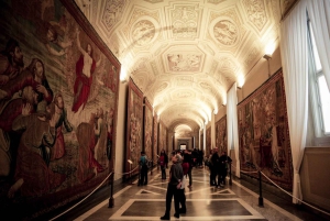 Rome: Early Morning Vatican Tour with Sistine Chapel