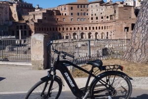 Rome: Electric Bike Rental
