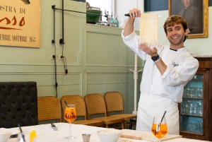 Rome: Enjoy Spritz and Pasta Making in Piazza Navona