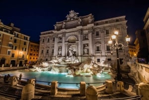 Roma: Passeio noturno de carrinho de golfe com aperitivo