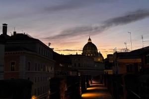 Rome: Evening Tour of Passetto di Borgo and Audio Guide App