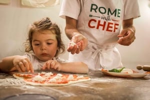 Rome Family Pizza and Tiramisu Class Near Colosseum