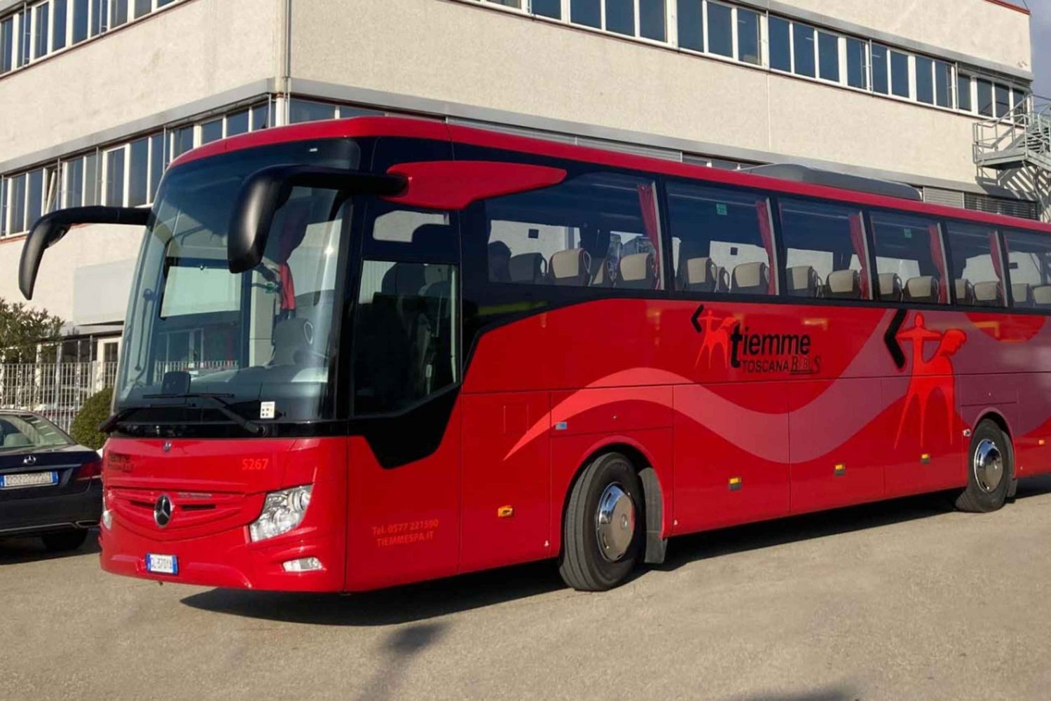Rome Fiumicino Airport: Shared Transfer to/from Siena by Bus