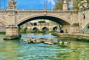 Rom: Madprøvesmagning og vinmenu & bådtur på Tiberen