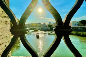 Rome: Food Tasting with Wine Pairing and Tiber River Cruise