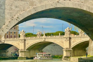 Rome: Food Tasting with Wine Pairing and Tiber River Cruise