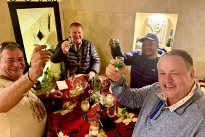 Rooman ruoan maistelu ja viinin parittaminen Trasteveressa -kokemus