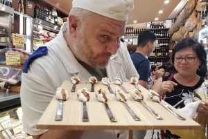 Rome: Food Tour by the Vatican City with Fine Wine