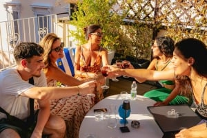 Rome: Forbidden History Walking Tour & Pub Crawl with Drinks