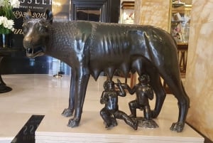 Rome: Evening Tour to Discover the Squares and Fountains