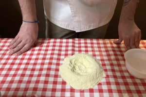 Roma: Aula magistral sobre massas frescas e sobremesa Tiramisu