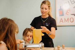 Roma: corso di pasta fresca con vino e gelato