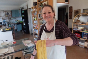 Testaccio:家庭料理 Cacio e Pepe, アマトリチャーナ, カルボナーラ