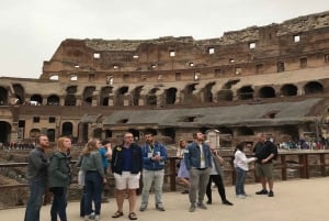 Rome : Visite en petit groupe du Colisée, des arènes et du Forum romain