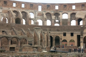 Rome : Visite en petit groupe du Colisée, des arènes et du Forum romain