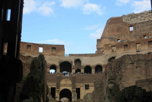 Rome : Visite en petit groupe du Colisée, des arènes et du Forum romain