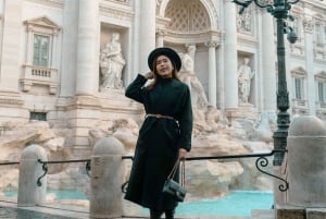 Private Photoshoot in Central Rome with Local Photographer