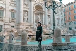 Private Photoshoot in Central Rome with Local Photographer