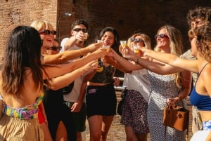 Roma: Tour guiado por bares com bebidas e história sombria