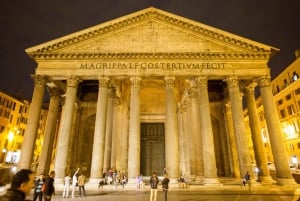 Rome: Guided City Center Evening Sightseeing Walking Tour
