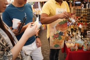 ローマ：ベスパによるガイド付き市内グルメツアーと試食