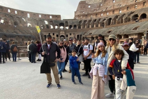 Rom: Guidet Colosseum-tur med adgang til arenaen