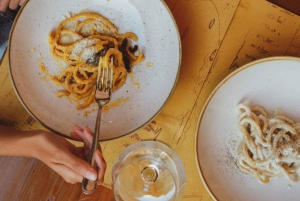 Rooma: Opastettu ruokakävelykierros viinin kera Trasteveressä