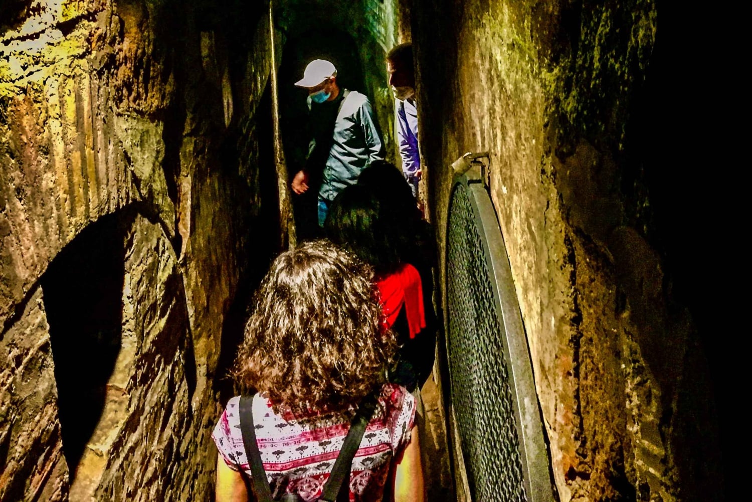 Rome: Guided Roman Catacombs Tour with Transfers