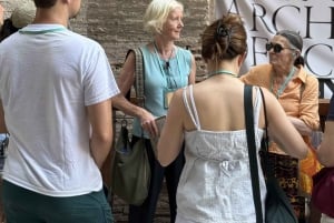 Rome: Guided Tour of Colosseum, Roman Forum & Palatine Hill