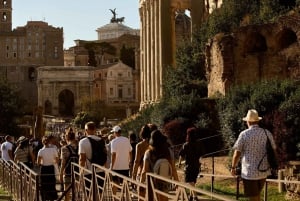 Roma: Tour guiado do Coliseu com Arena e Fórum Romano