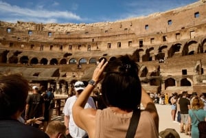 Roma: Tour guiado do Coliseu com Arena e Fórum Romano