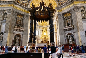 Roma: Visita guiada à Basílica de São Pedro, Grutas e Praça