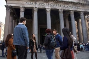 Rome: Small Group Walking Tour in English or Spanish
